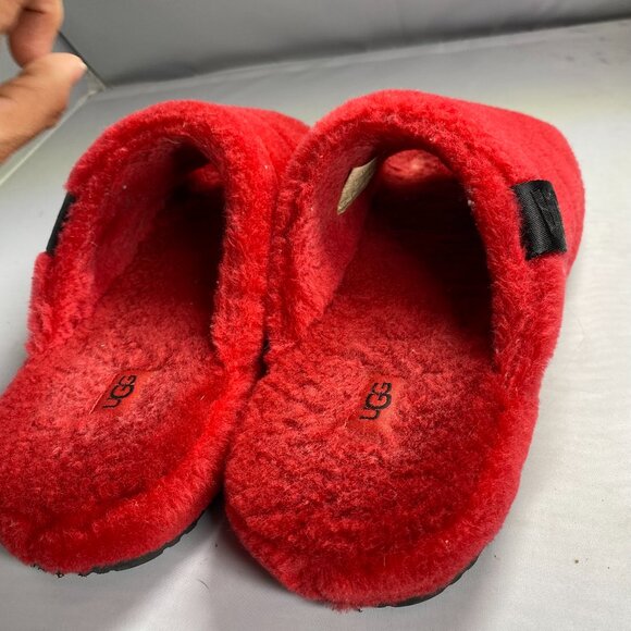 UGG FLUFF YOU Slippers Samba Red Fluff Sz W11/ M10 unisex main image 4